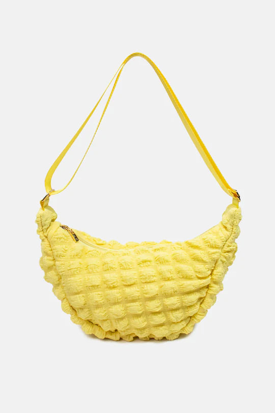 Kind Bag crossbody bag in cheerful yellow waffle fabric – retro-inspired colour in a sustainable sling bag