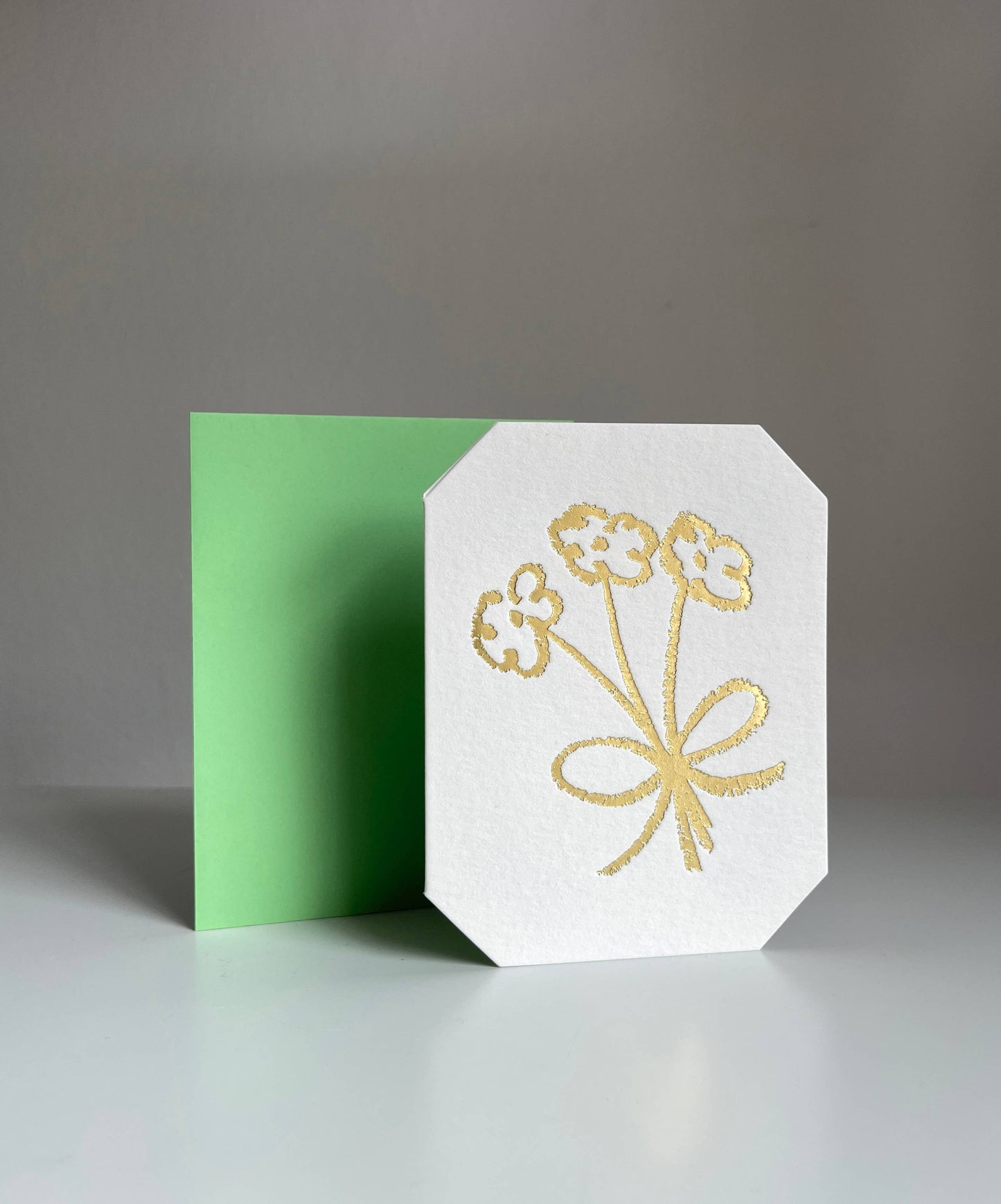 Flower Bouquet Gold Foil Card