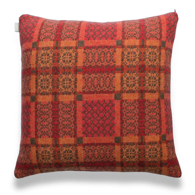 Knotgarden Cushion