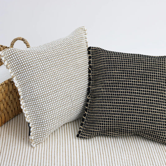 Oyama Cushion