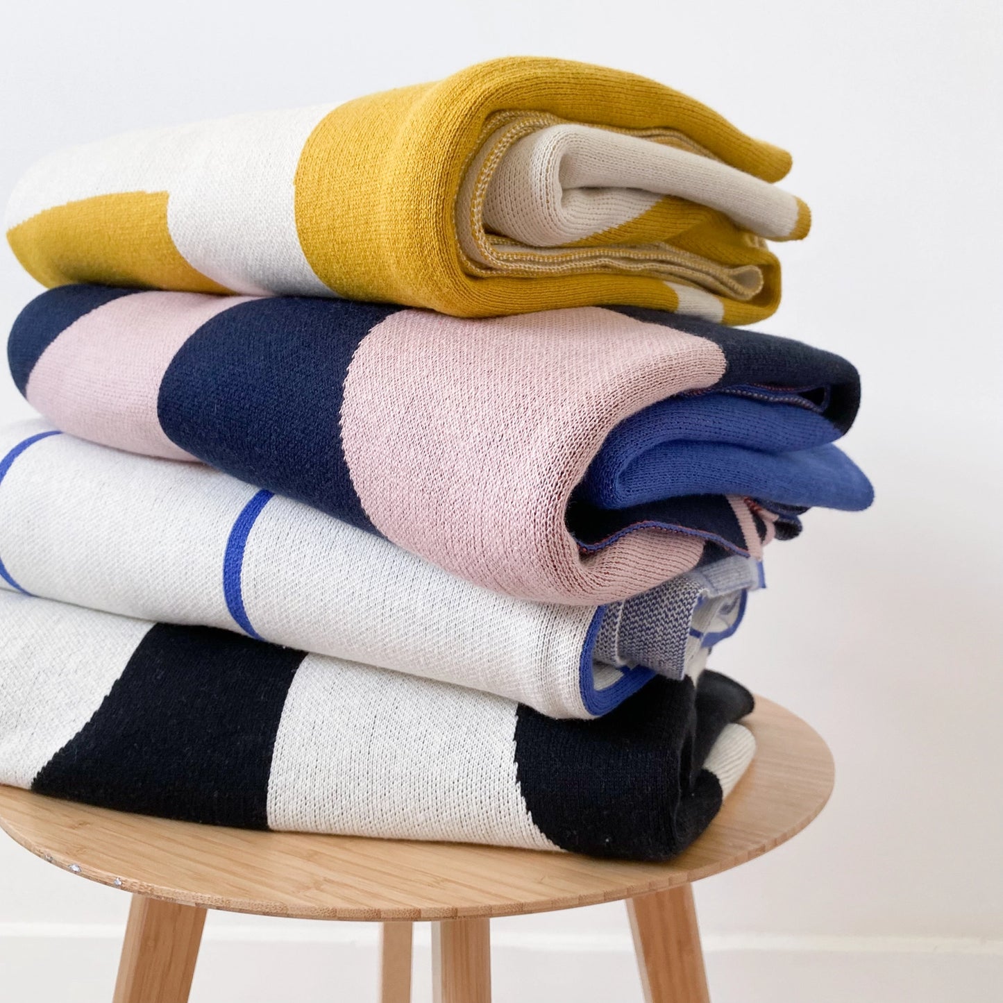 Bruten Throw