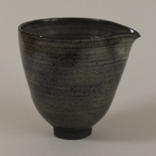 Black Rutile Pouring Bowl