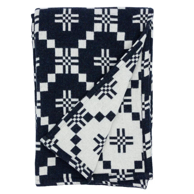 St David's Cross Throw