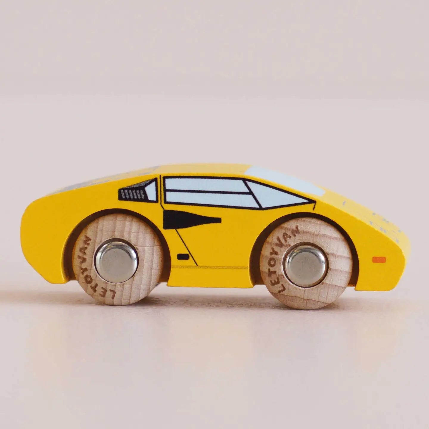 Lando Car Toy