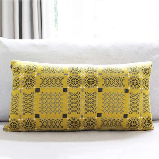 Knotgarden Cushion